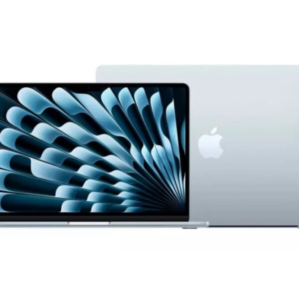 ماك بوك اير MC7A4ABA إصدار السعودية 3